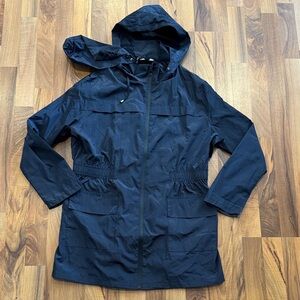 Lomon Women's Navy Hooded rain Jacket with bag in size XL